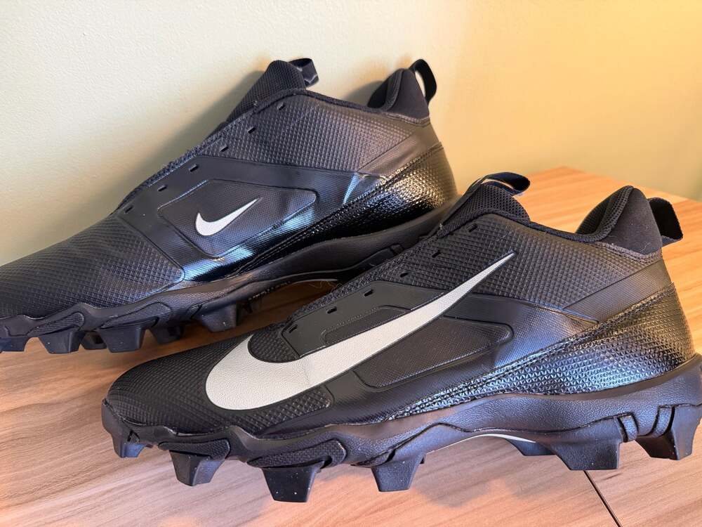 Nike Alpha Menace 4 Shark Football Cleats Black/White